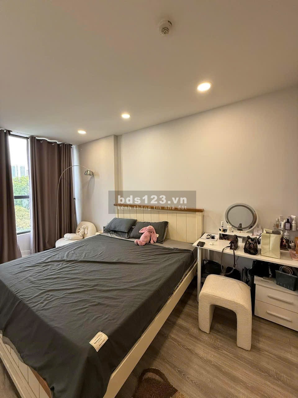 Cho thuê chung cư Nguyễn Sỹ Sách, Tân Bình: 95m2 2p ngủ, 2wc 11tr/tháng