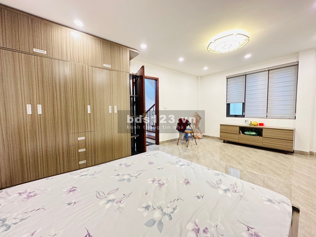 Ngõ 144 Quan Nhân, nhà 3 mặt thoáng - Sổ nợ hậy - Ngõ ô tô lý thuyết
