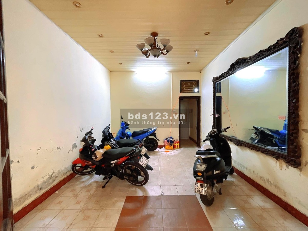 Bán nhà phân lô Phố Minh Khai quận Hai Bà Trưng, Diện tích 64m2, giá chào 15.9 tỷ