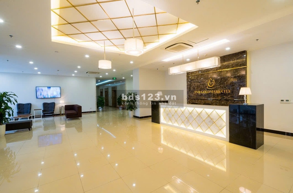 Bán gấp căn 2 ngủ 2wc nội thất cơ bản nhà đẹp giá rẻ nhất Goldmark City - 136 Hồ Tùng Mậu