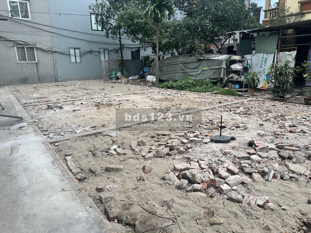 Hot - Rất hiếm - Ngõ rộng – Bán đất Trân Quỳ - Gia Lâm - 30m2 - 3.95tỷ.