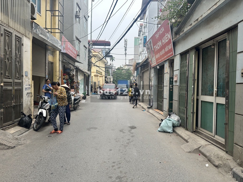 Hot - Rất hiếm - Ngõ rộng – Bán đất Trân Quỳ - Gia Lâm - 30m2 - 3.95tỷ.