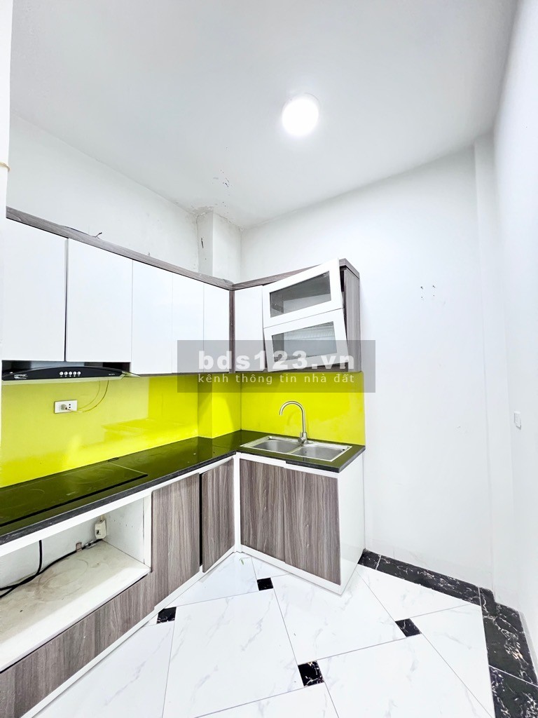 Gấp - Hiếm - Bán nhà Tam Trinh - Hoàng Mai, 30/65m2, 5T - 4,7 tỷ.