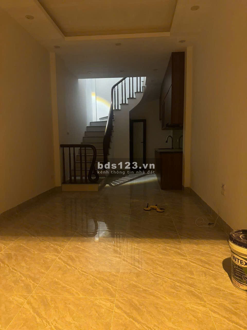Săn nhà đón tết, Quang Tiến lo hết, chỉ ngoài 5,5 tỏi có ngay nhà kế cận Vinmat , tiện ích vô vàn