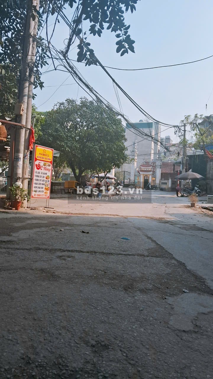 Săn nhà đón tết, Quang Tiến lo hết, chỉ ngoài 5,5 tỏi có ngay nhà kế cận Vinmat , tiện ích vô vàn