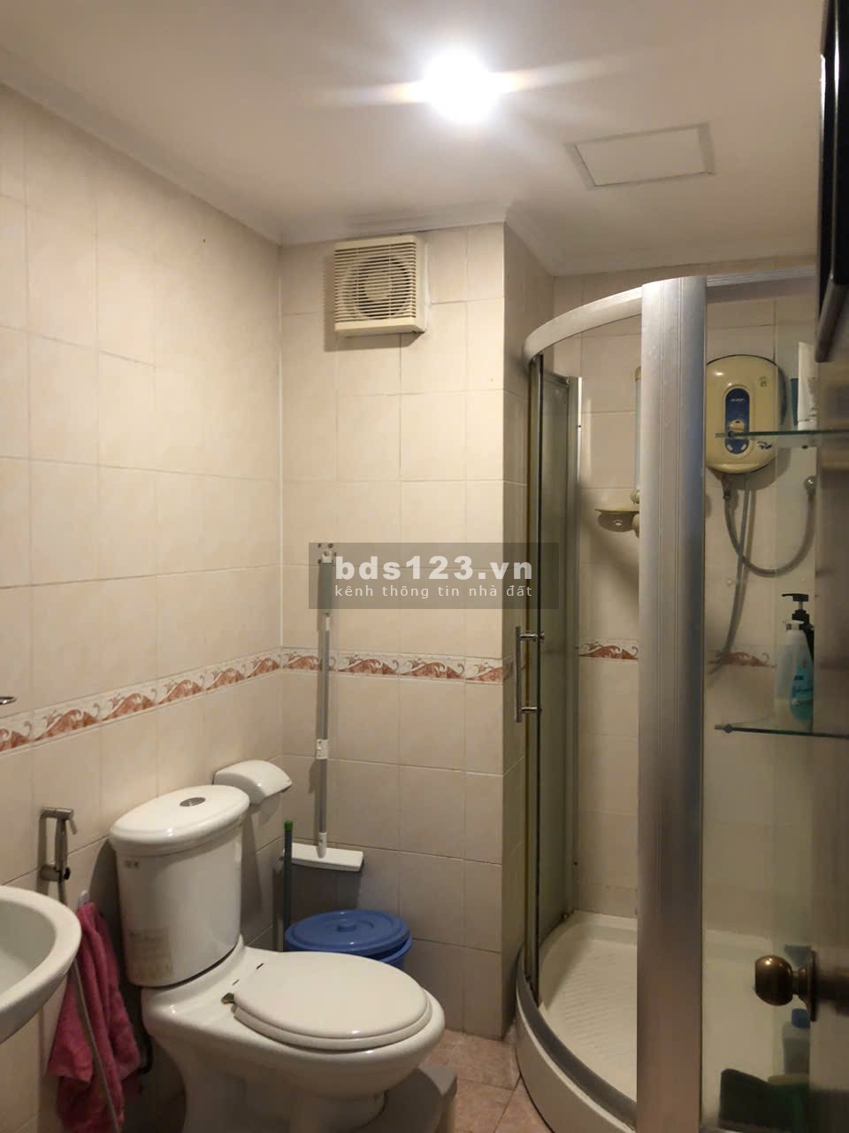 Cần cho thuê căn hộ Phúc Thịnh Quận 5, Dt : 98 m2, 3PN, 2WC, Giá : 13 tr/th