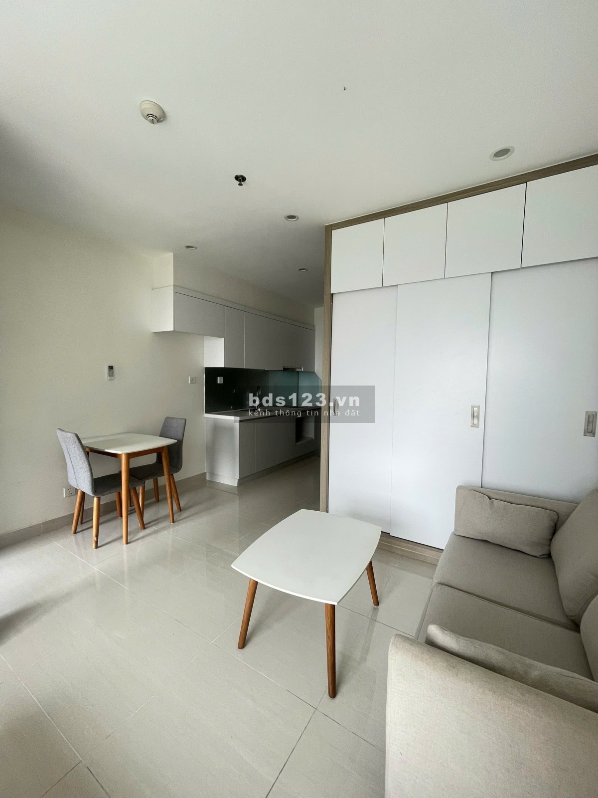 Bán căn studio đồ cơ bản mới tinh 31.2m2 rẻ nhất Vinhomes Ocean Park 1.7 tỷ LH: 0869856050