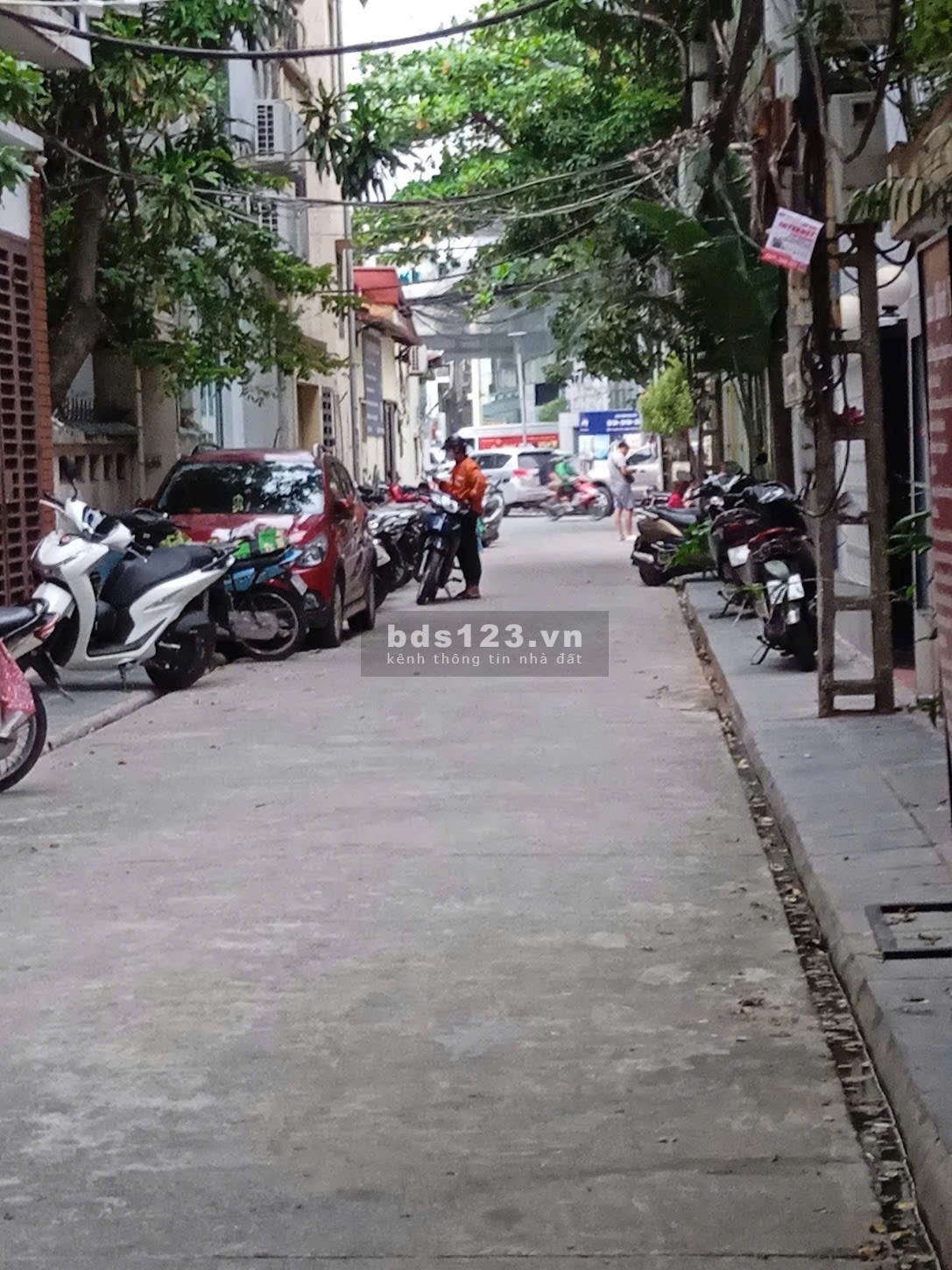 Nhà Lê Trọng Tấn - Gara ô tô - Cạnh KĐT Định Công - 41Mx 5 Tầng Chỉ 7 Tỷ