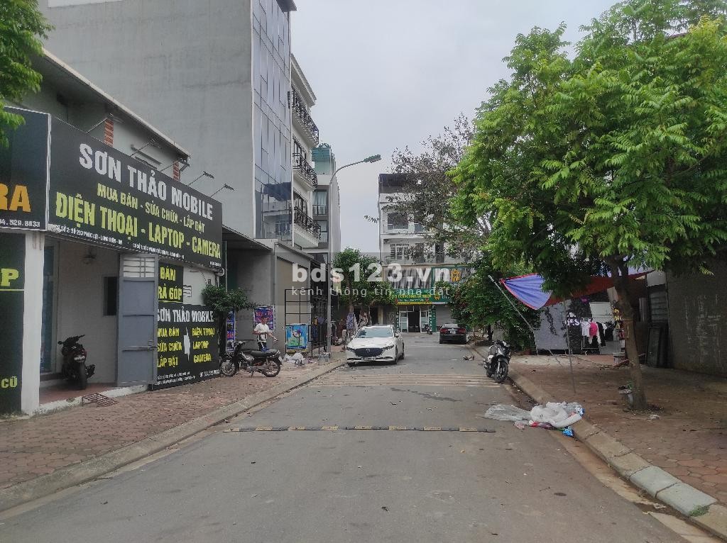 Chính chủ bán căn nhà C4. Phúc lợi Long Biên. Diện tích 90m.