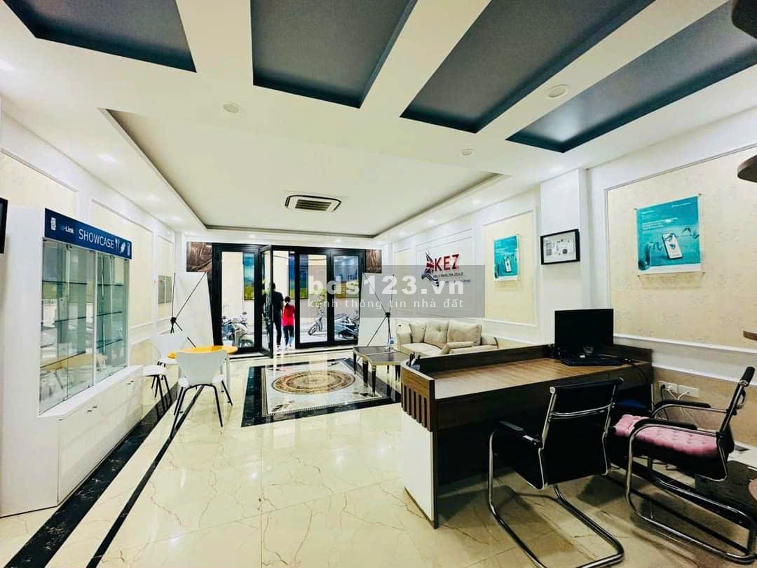 Bán mặt phố Nguyễn Văn Lộc - Lô góc - Vị trí vàng - Kinh doanh sầm uất - 105M - MT 5.5M - 45 tỷ