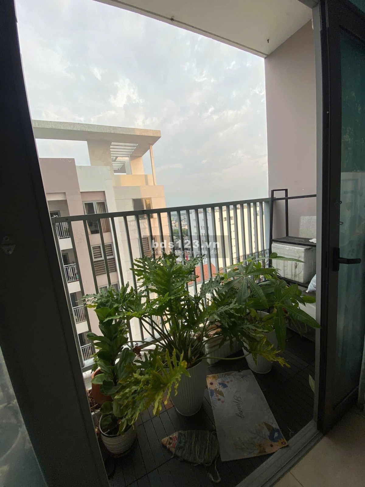 Cho thuê chung cư Mỹ Phước, Bình Thạnh, 81m2, 2pn, 13tr/tháng.