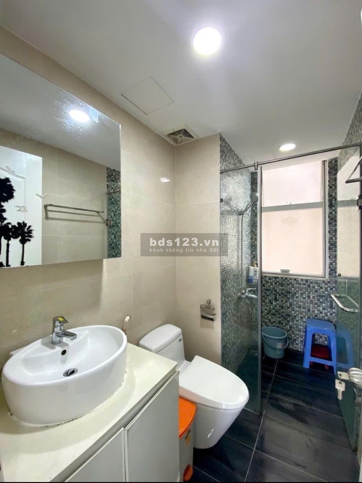 Cho thuê chung cư Phúc Yên 2, Tân Bình, 137m2, 3pn, 3wc, 15tr/tháng. Lầu 12