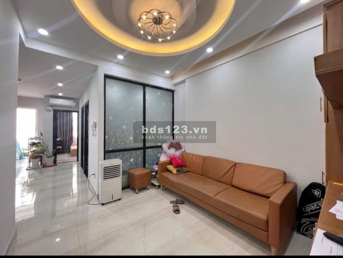 Cho thuê chung cư Ruby Garden, Tân Binh, 125m2, 3pn, 3wc, 15tr, Lầu 14.