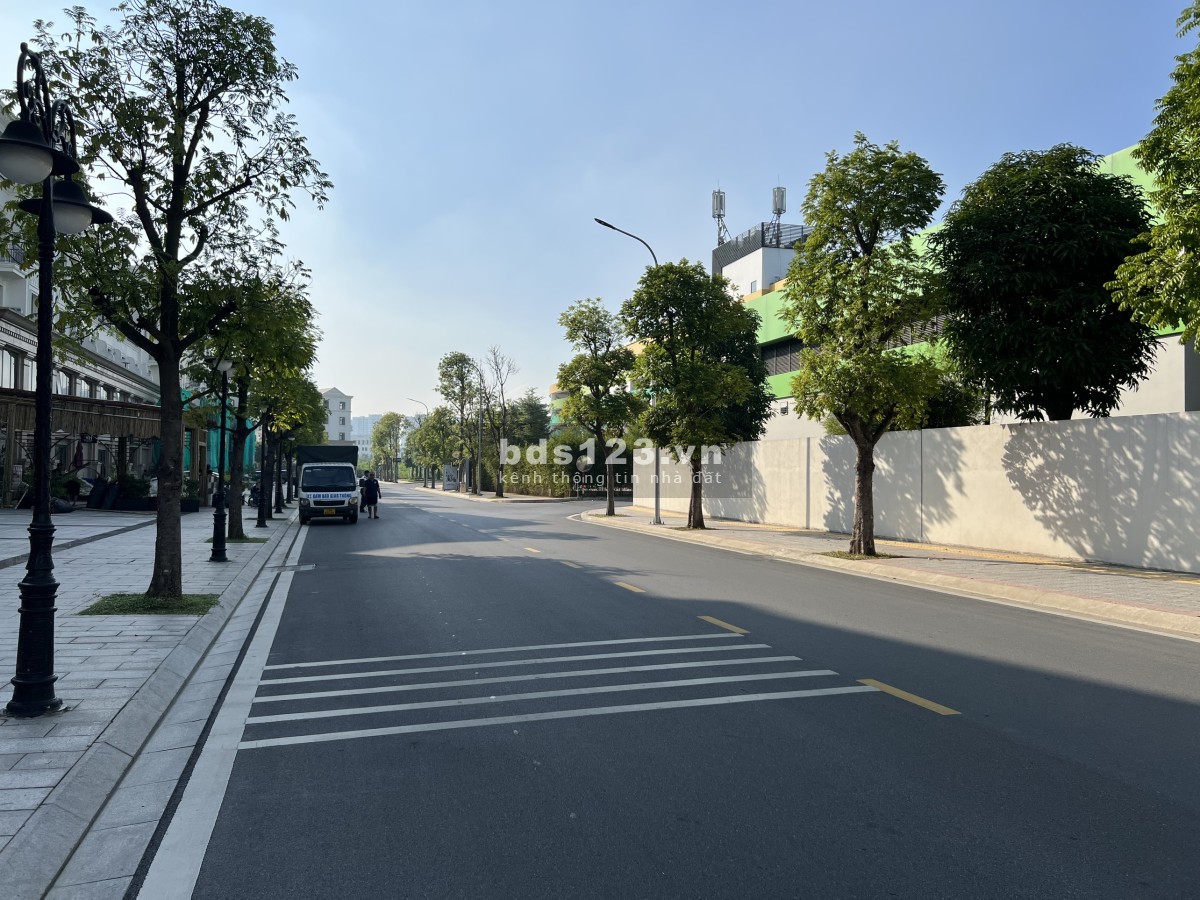 Shophouse TMDV 152m2, thông hai mặt giá 10.8 tỷ Vin 1 Gia Lâm, HN (0985941715)