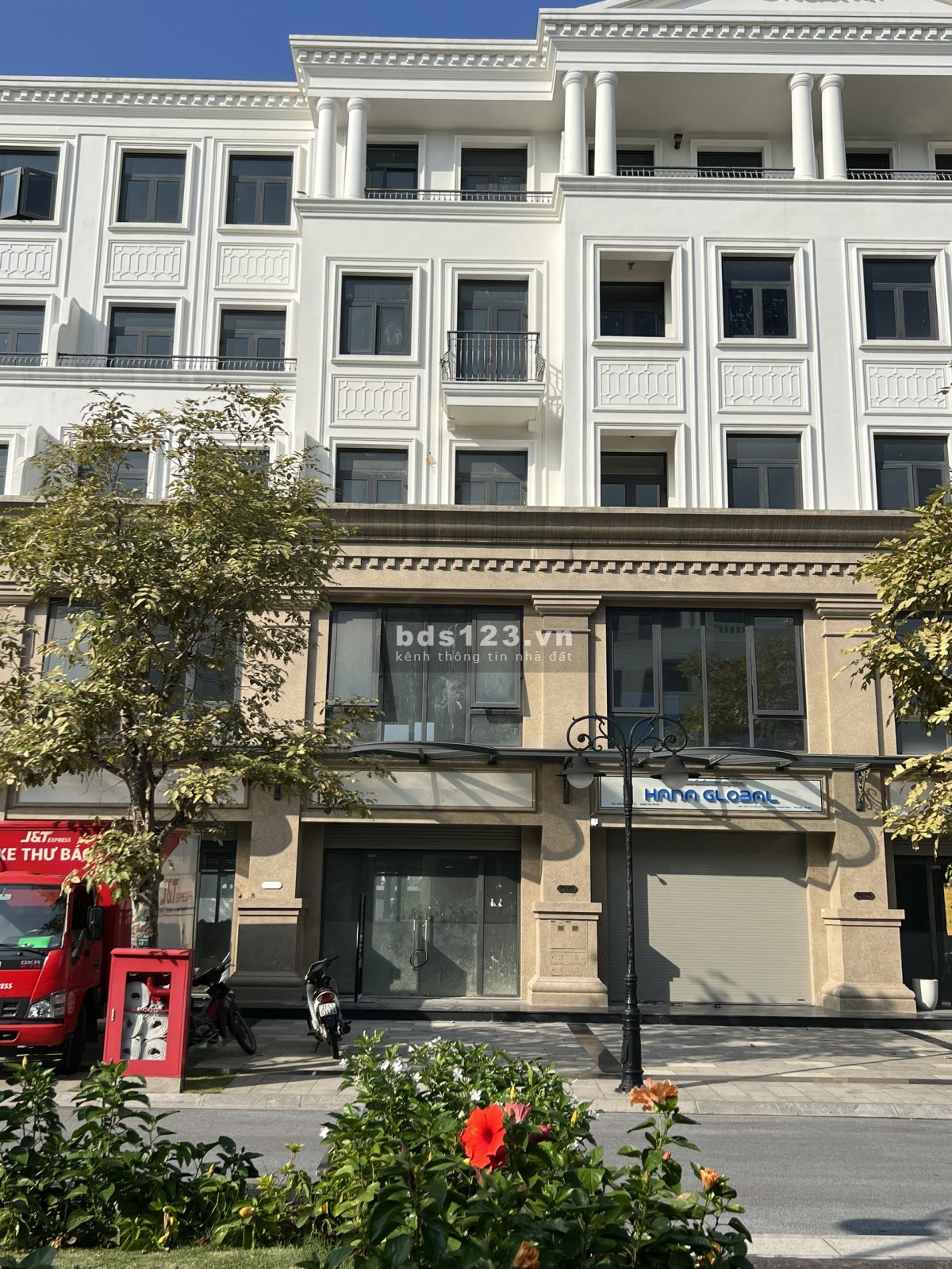 Shophouse TMDV 152m2, thông hai mặt giá 10.8 tỷ Vin 1 Gia Lâm, HN (0985941715)