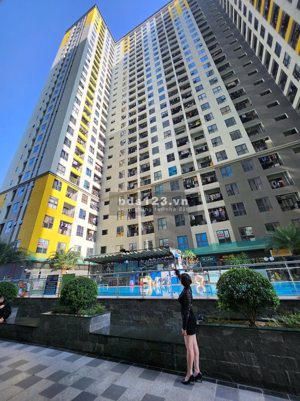 Chính chủ bán căn hộ chung cư Bcons Plaza