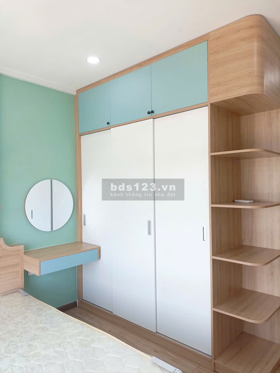 Chính chủ bán căn hộ chung cư Bcons Plaza