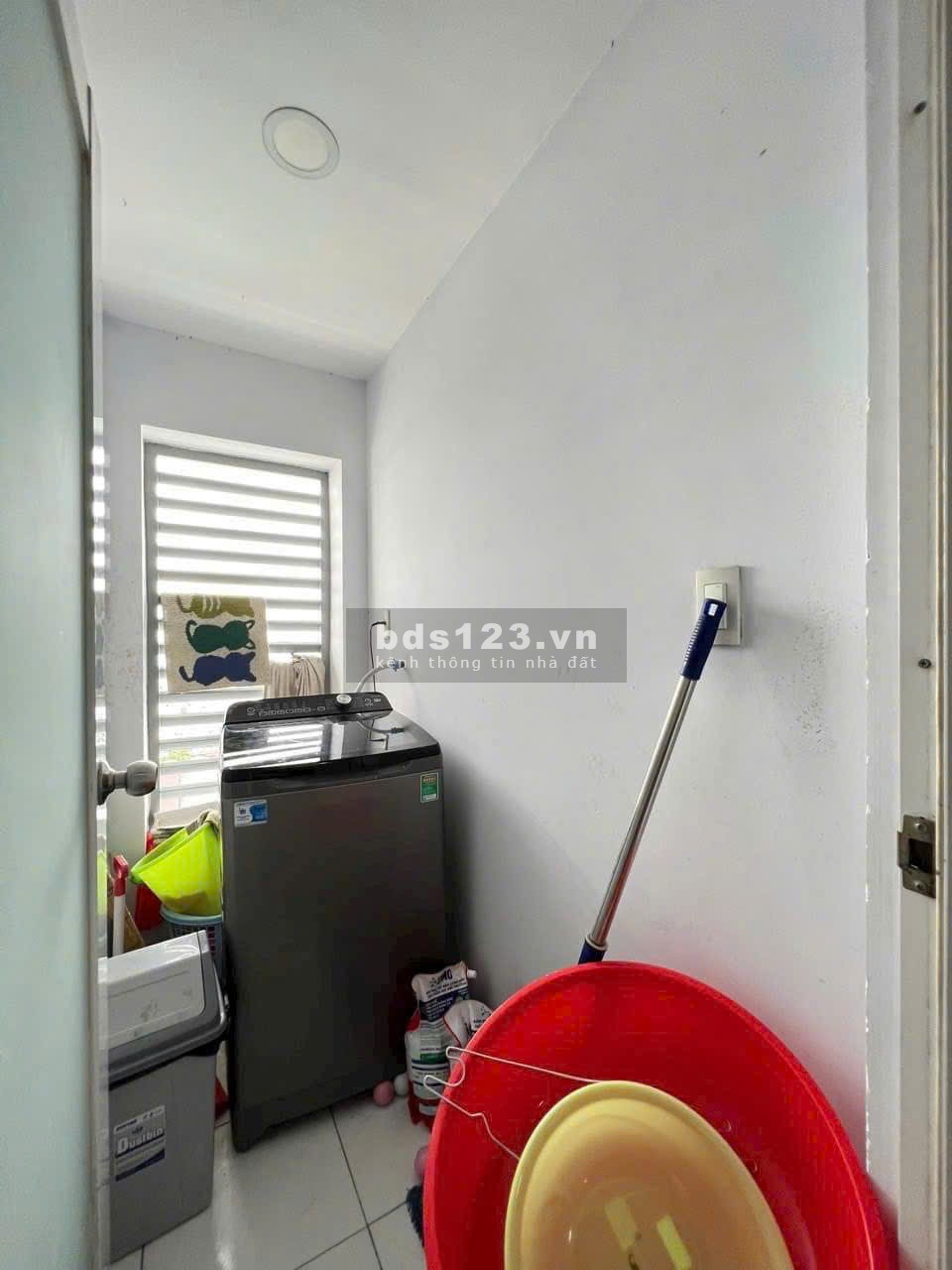 Cho thuê chung cư Phúc Yên 2, Tân Bình, 137m2 3pn, 3wc NT, 15tr/tháng.