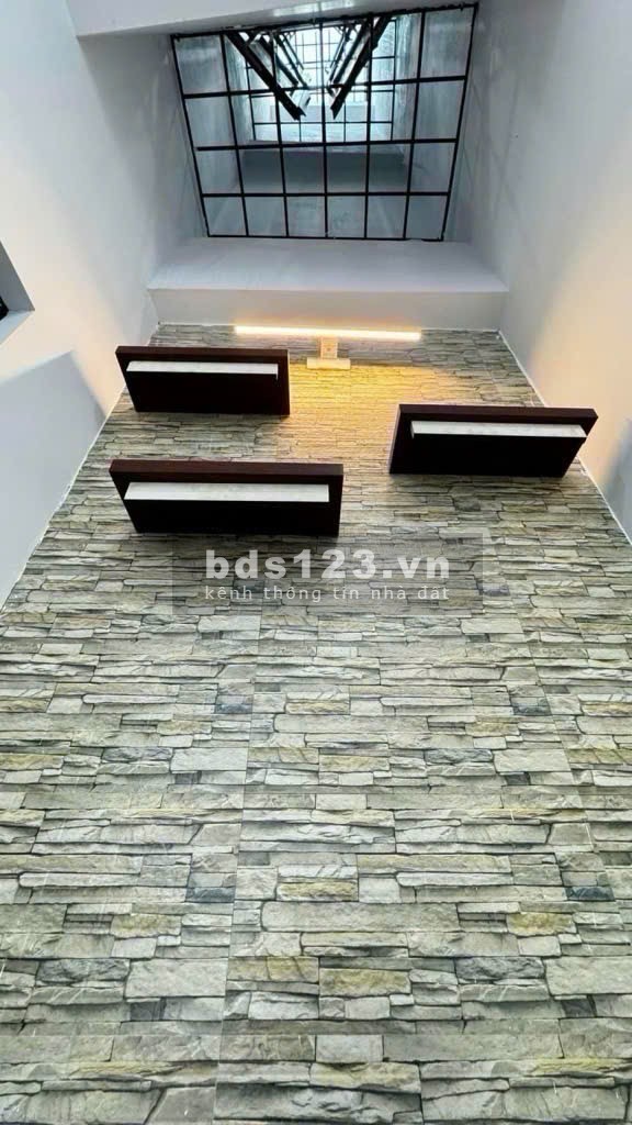 Bán nhà Hữu Hưng - Nam Từ Liêm, ngõ rộng mênh mông, ô tô đỗ cửa, hàng xóm thân thiện 40m, 6 tỷ