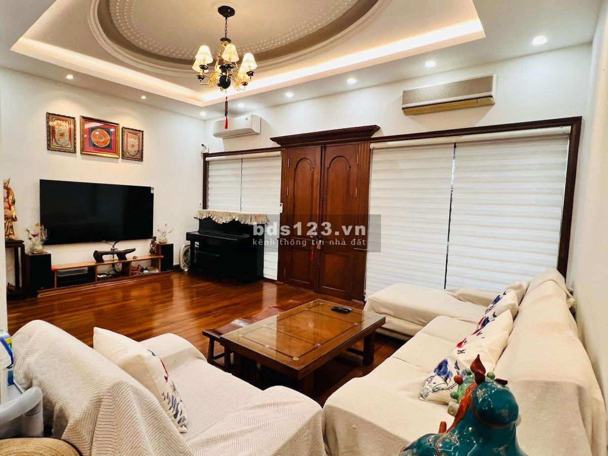 Biệt thự kiểu cổ - Trung tâm Ba Đình – Phố Linh Lang đẳng cấp - Khu VIP