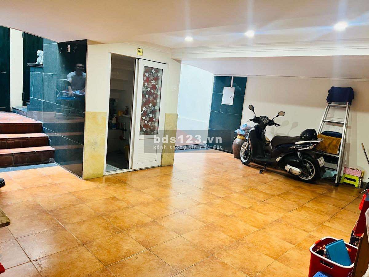 Biệt thự kiểu cổ - Trung tâm Ba Đình – Phố Linh Lang đẳng cấp - Khu VIP
