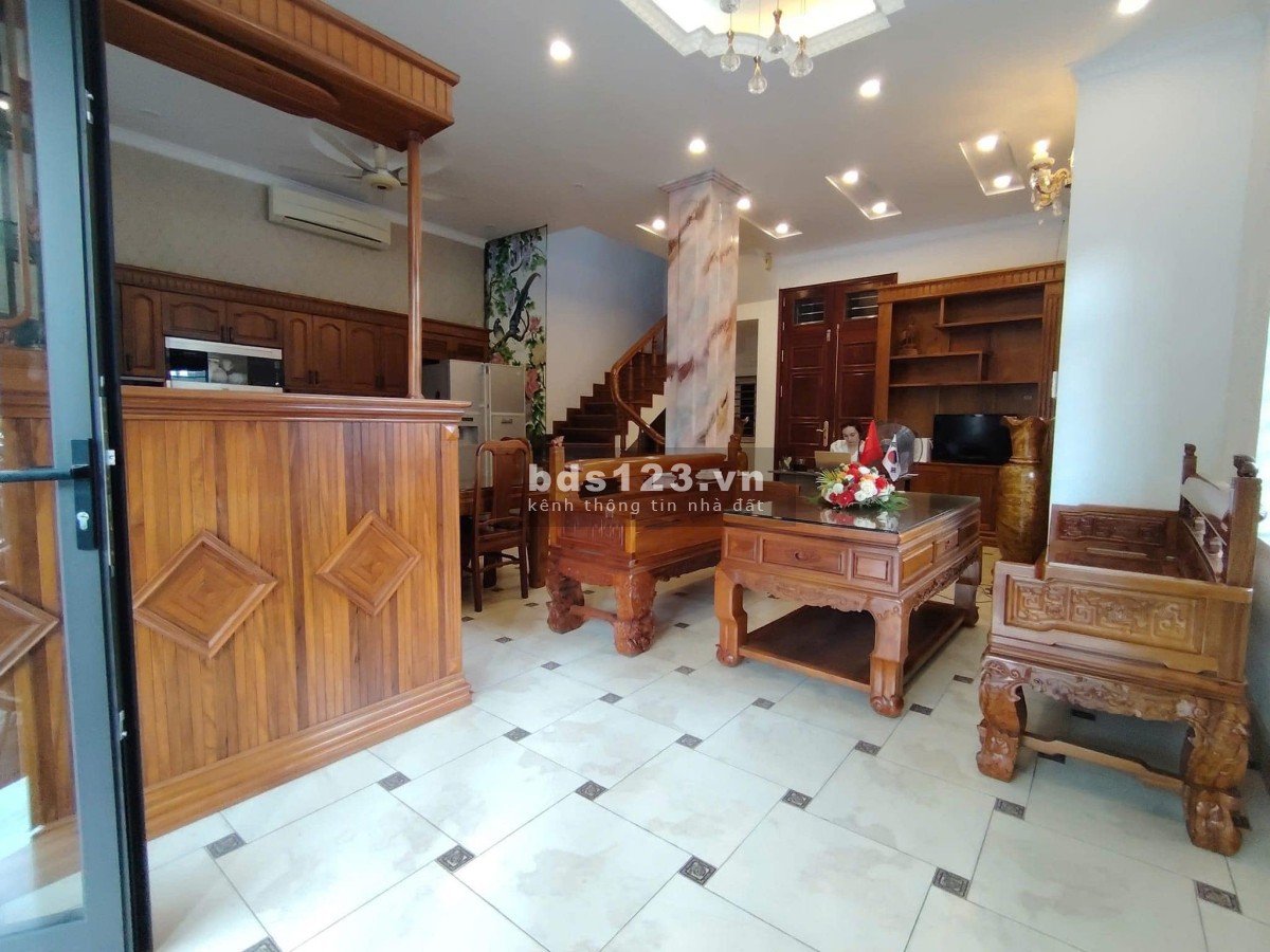 Bán siêu biệt thự lô góc Ba Đình – 141M2 - 3 Mặt thoáng - An ninh đảm bảo 24/7