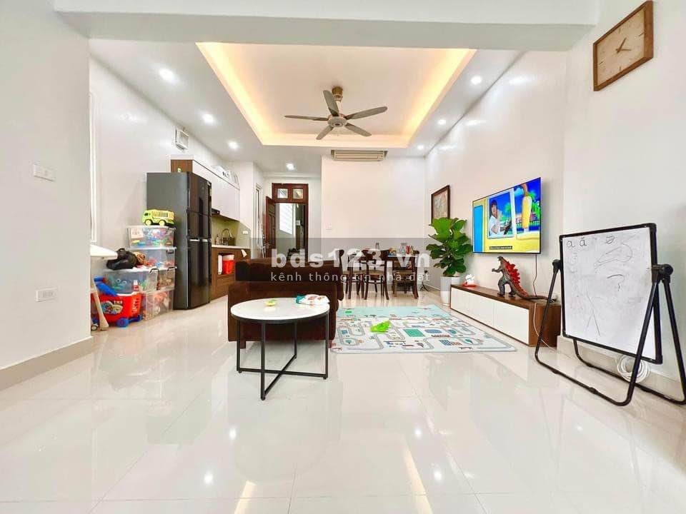 Biệt thử đẳng cấp - Đẳng Cấp Ba Đình - Lô góc 3 mặt thoáng - Ba Đình trung tâm