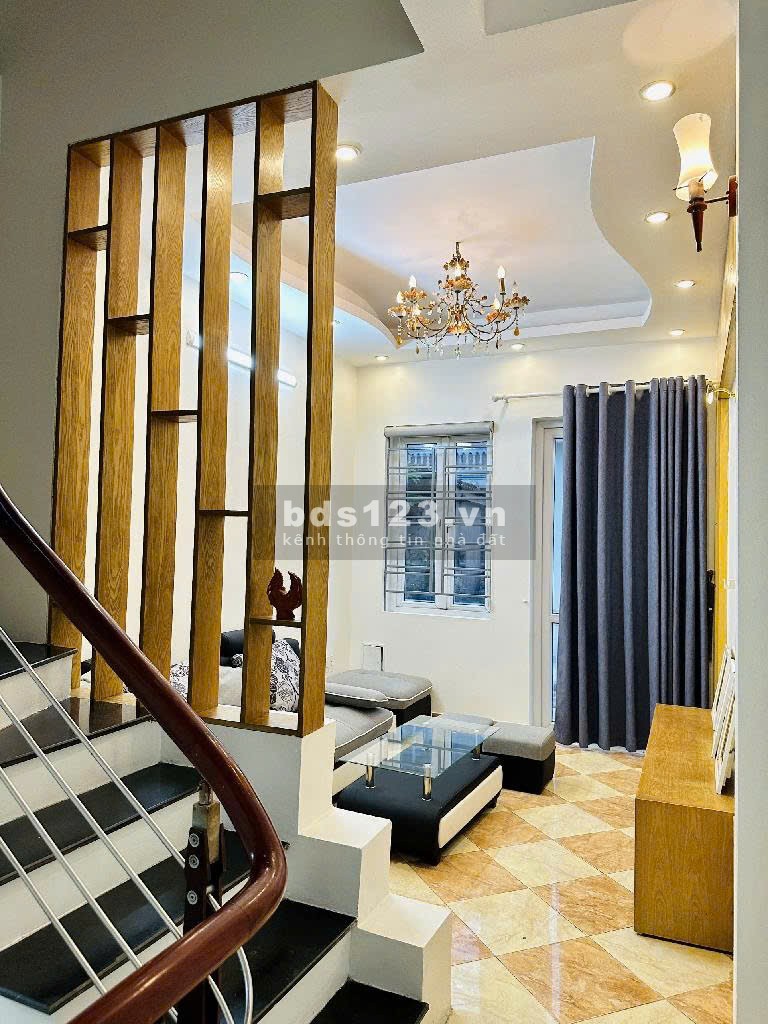 Bán Nhà Tây Mỗ, chỗ ở Phú Thứ, ngoài 6 tỷ, 40m vuông, thông trường Quang Tiến, tốc biến sang Vincom