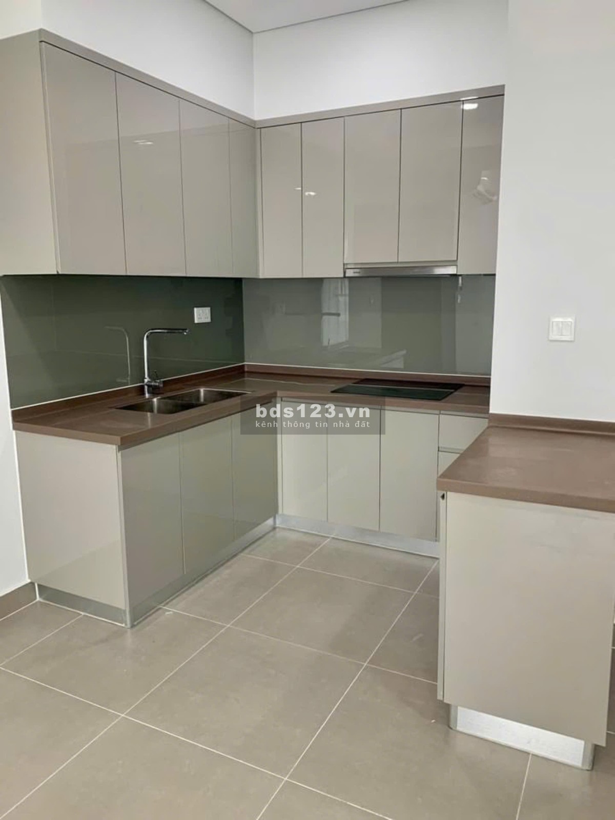 Chung cư Kim Tâm Hải, Trường Chinh,TTN, Q12: 70 m2, 2 p ngủ, 2 wc, 8 tr/th