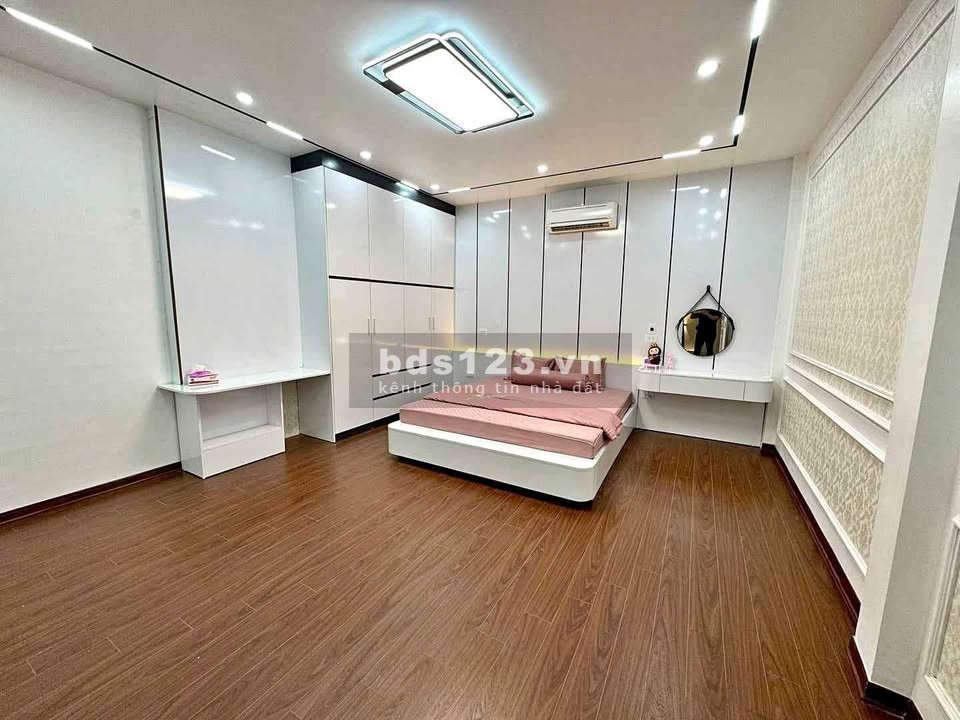 Đặng Tiến Đông, ô tô tránh kinh doanh siêu đỉnh - 45M2 x 5T nhà dân xây cực chắc chắn, 15.7 tỷ
