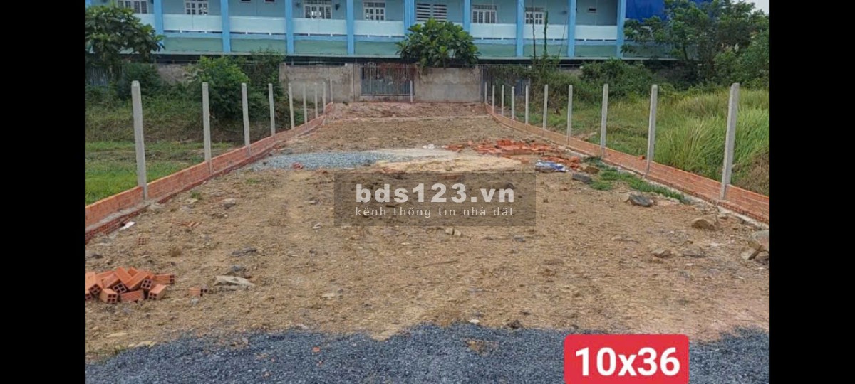 Chính chủ bán gấp 2 lô đất đẹp ngay trung tâm Đức Hòa, Long An