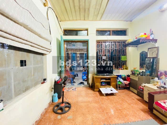 Nhà lô góc, ngõ ô tô đậu, kinh doanh