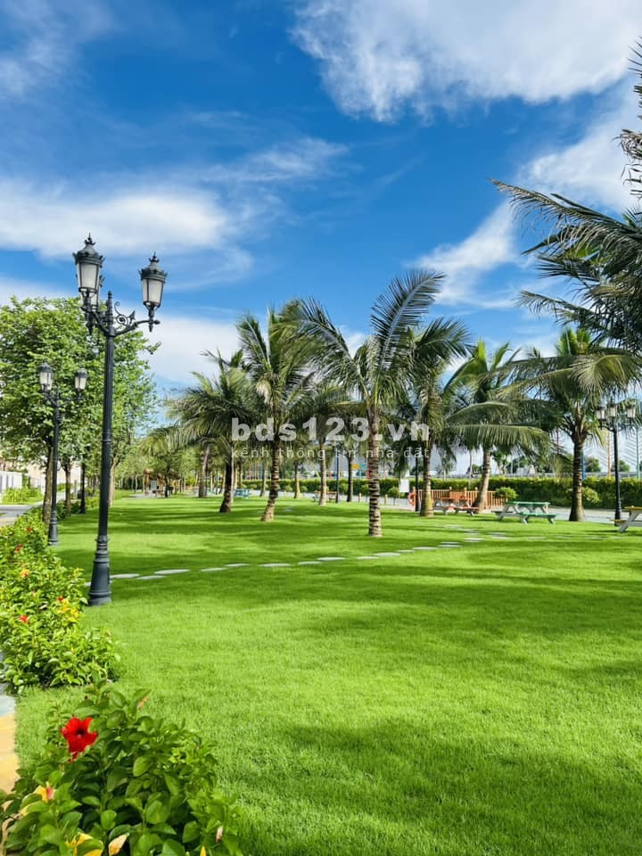 Bán biệt thự Đơn Lập vị trí đẹp nhất Vinhomes Ocean Park 2 giá 92 tỷ