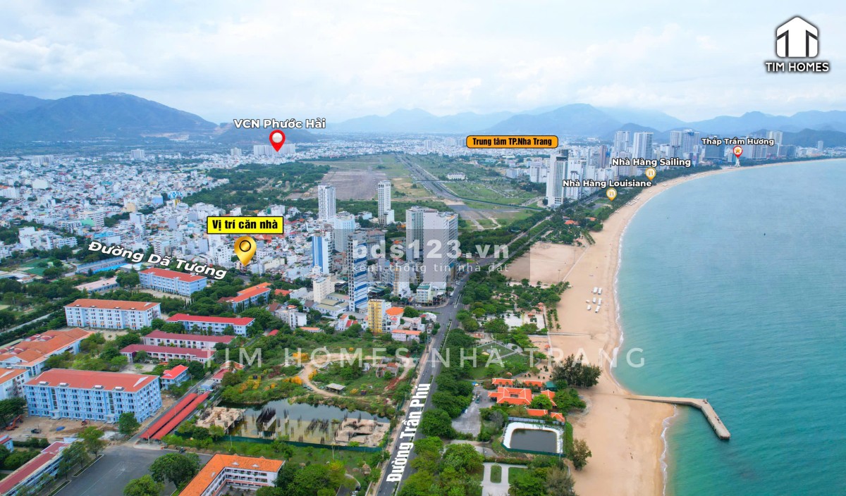 Bán nhà 2MT cách biển 200M đường Dã Tượng Nha Trang