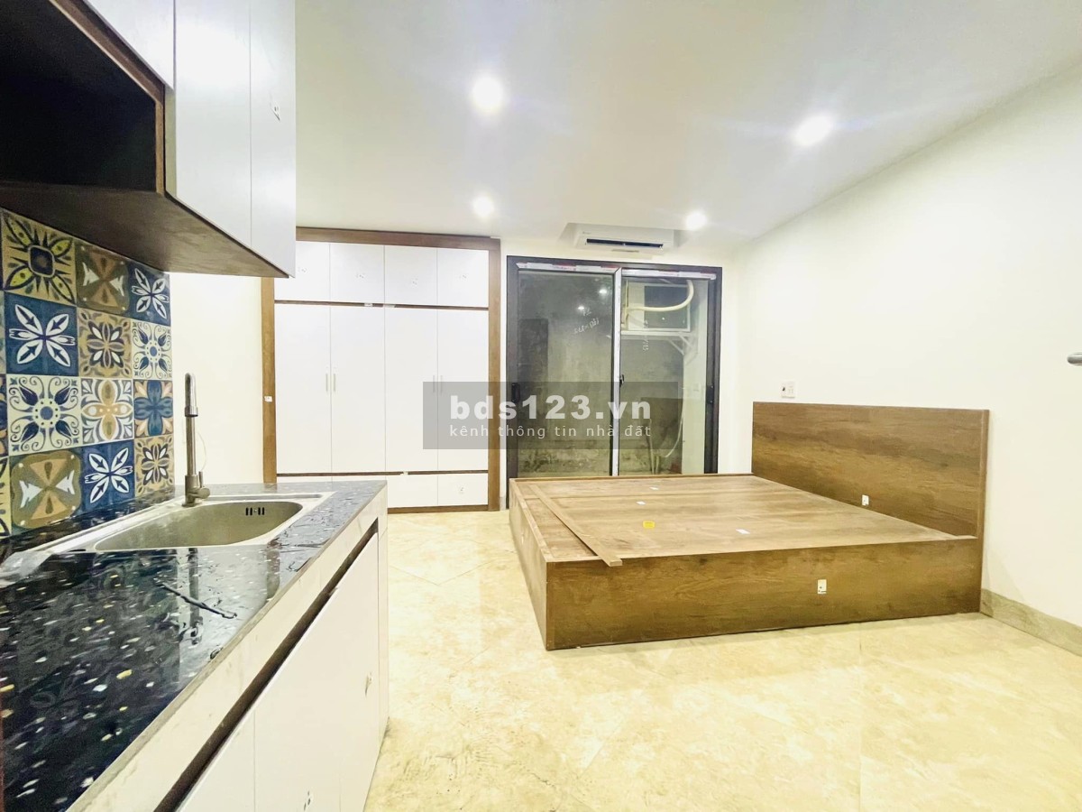 Nhà mới đẹp, ngõ thông kinh doanh, ô tô lùi cửa giá nhỉnh 6 tỷ
