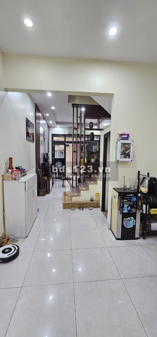 Bán nhà Trần Cung 58M2, MT 4M, 5 tầng giá chỉ 11,5 tỷ LH