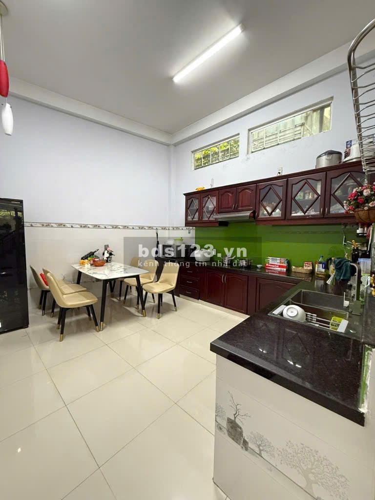 Bán nhà đẹp HXH Tân Bình 81M, 4 tầng, ngang 4.5M, 4PN,7. 8.TỶ