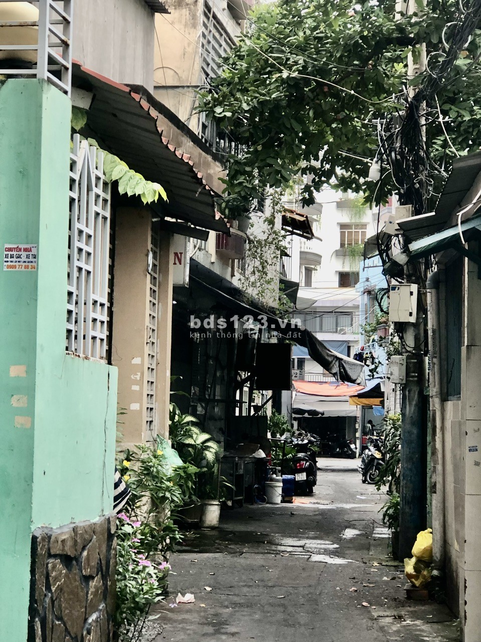 Bán nhà hẻm đường Huỳnh Văn Bánh, PN, 42m2, 2 tầng, chỉ nhỉnh 6 tỷ.