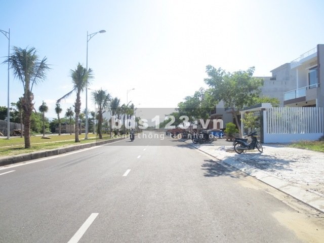 2,1x triệu, 105M2 mặt tiền Nguyễn Tất Thành nối dài, KĐT Golden Hill