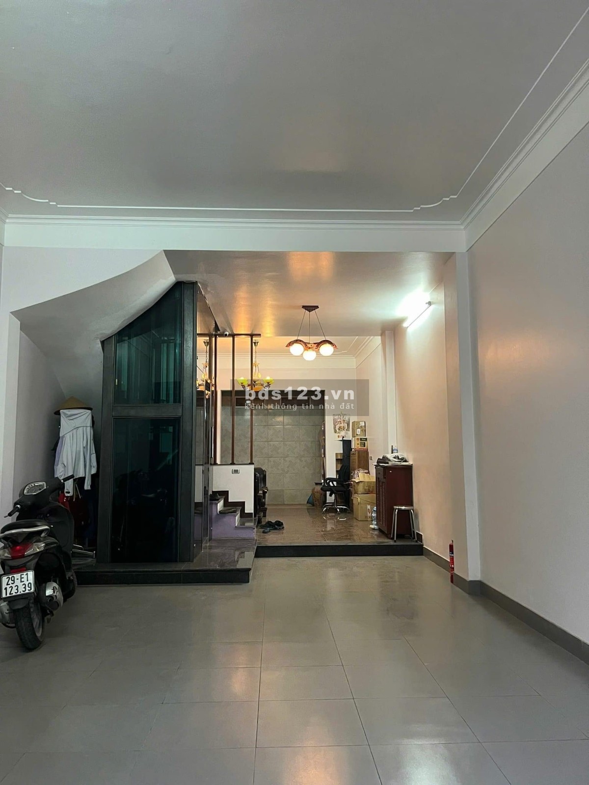 Bán liền kề mặt đường đôi KĐT Văn Khê - Thang máy - Kinh doanh - 82.5m2, mt 5m, giá 2x tỷ