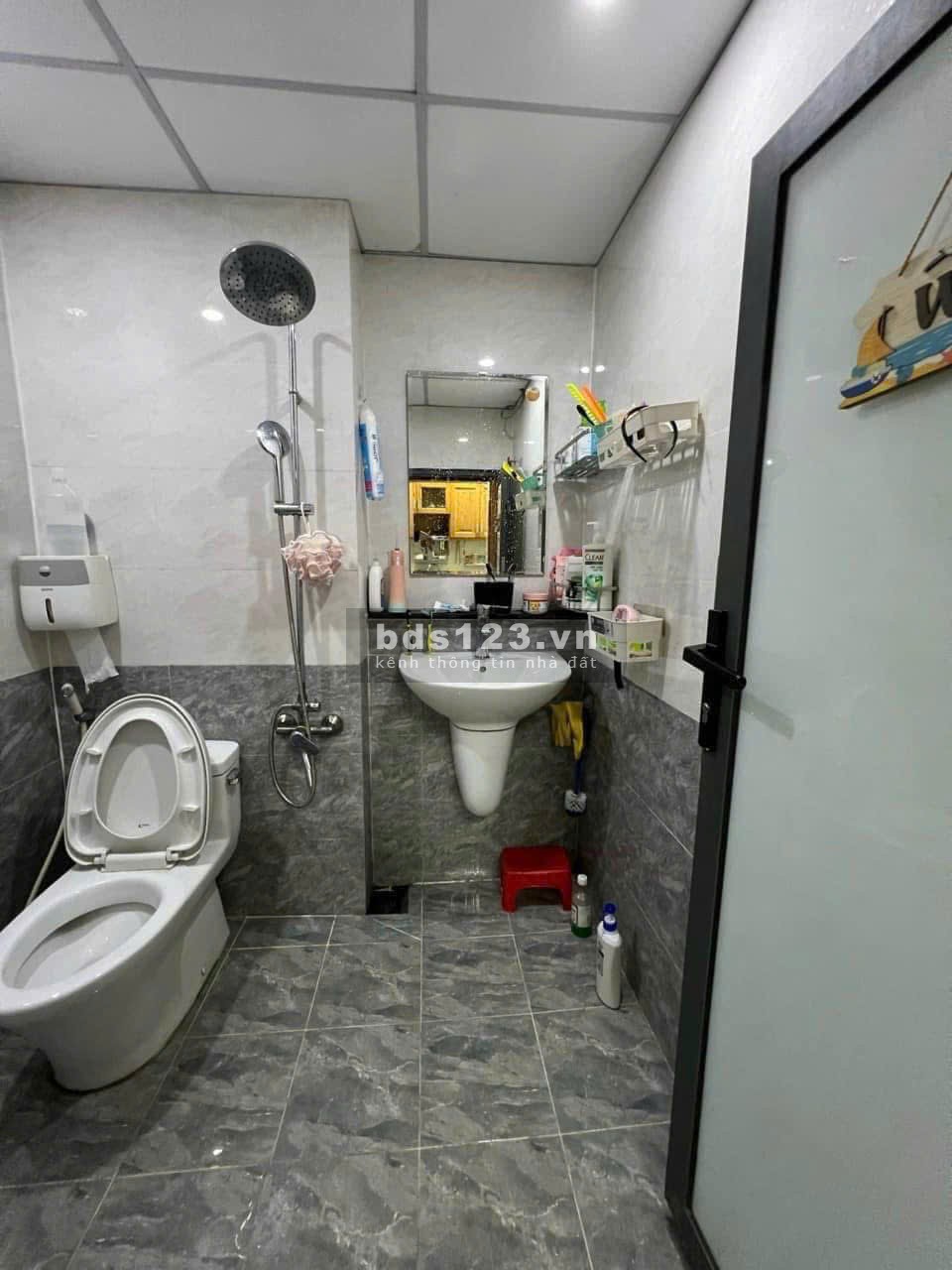 Cho thuê chung cư Carillon 2, Trịnh Đình Thảo, TP: 65m2, 2p ngủ, 2wc 9tr5/th