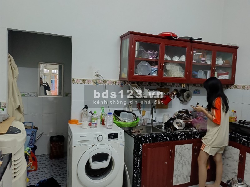 Bán Nhà 2 Tầng Lê Thị Hà, Hóc Môn - 44m2, Shr - Giá Rẻ 2.95 Tỷ TL.