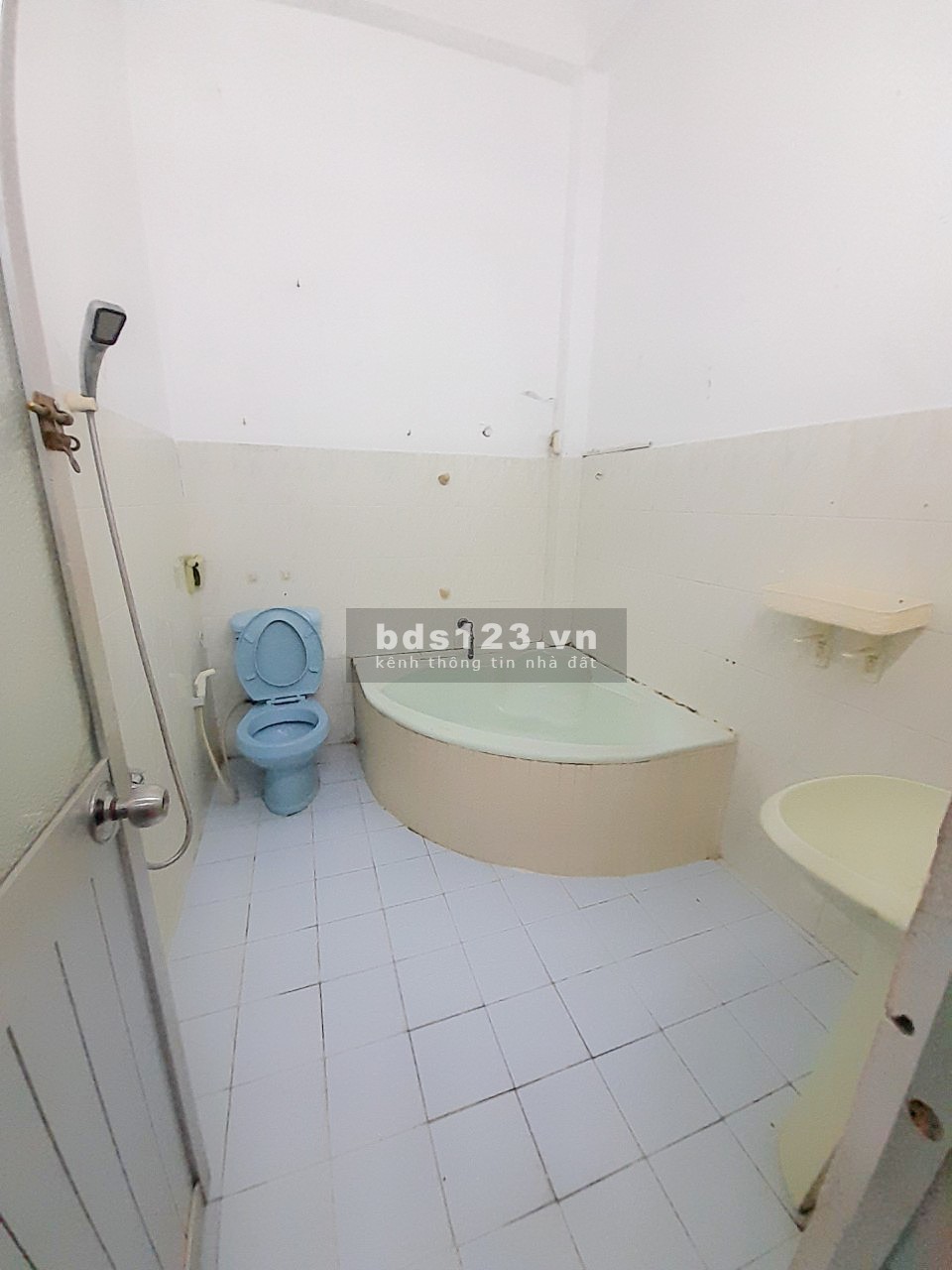 Cho thuê phòng trọ giá rẻ full nội thất - Ban công thoáng mát