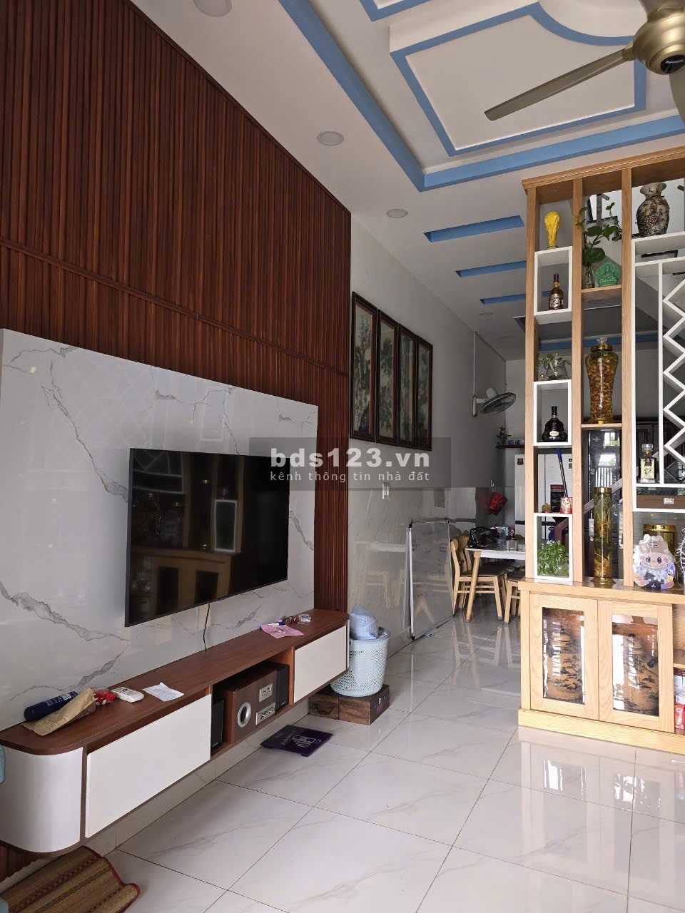 Bán nhà đẹp 105M2, 3 tầng, cách Nguyễn Duy Trinh 850M, Phú Hữu quận 9 giá 5 tỷ