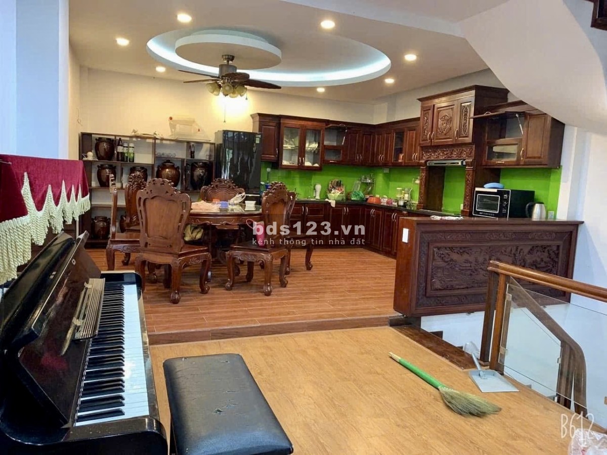 Giảm giá bán nhanh căn nhà 90m2, đường Phạm Văn Đồng, phường Hiệp Bình Chánh, Thủ Đức.