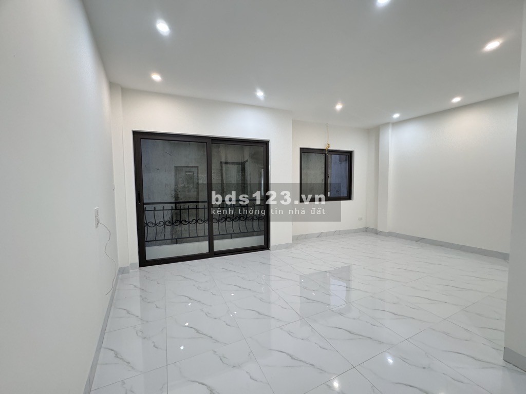 Hiếm nhà mới xây Quan Nhân, 34M2, giá 6.95 tỷ