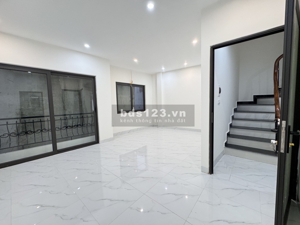Hiếm nhà mới xây Quan Nhân, 34M2, giá 6.95 tỷ