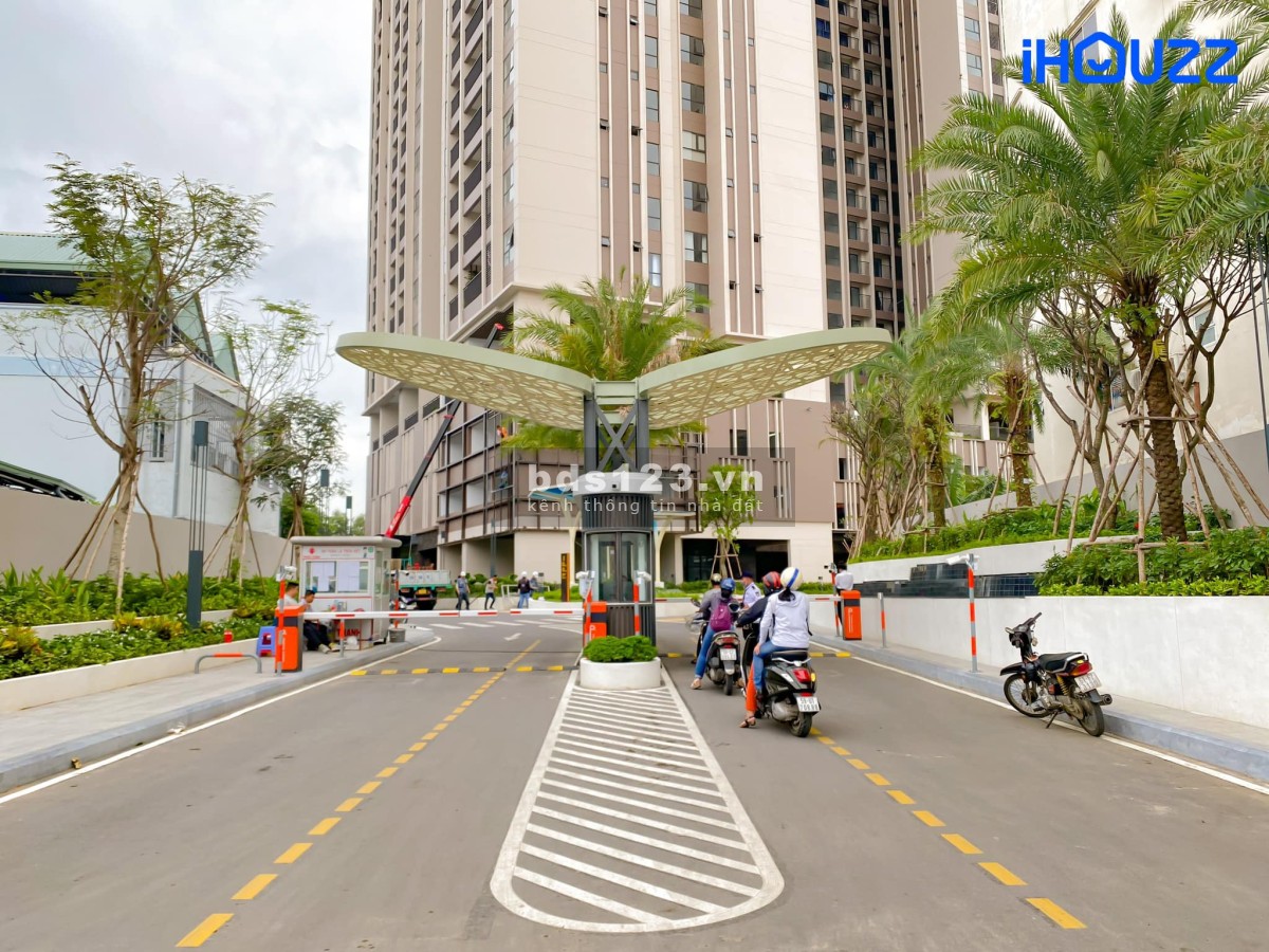 Chủ cần ra hàng căn studio có sẵn nội thất, có sổ hồng sang tay nhanh gọn