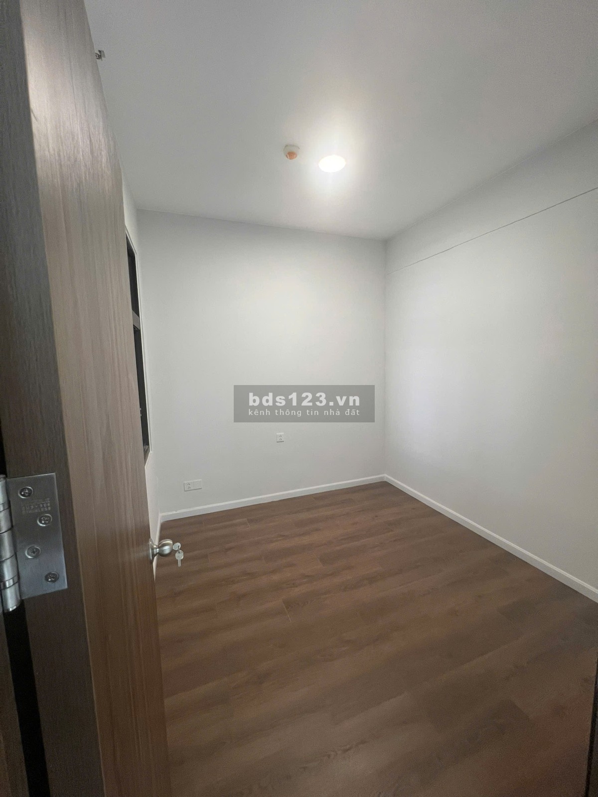 Cần cho thuê gấp căn hộ 2PN tại Opal Skyline, Lái Thiêu, Bình Dương