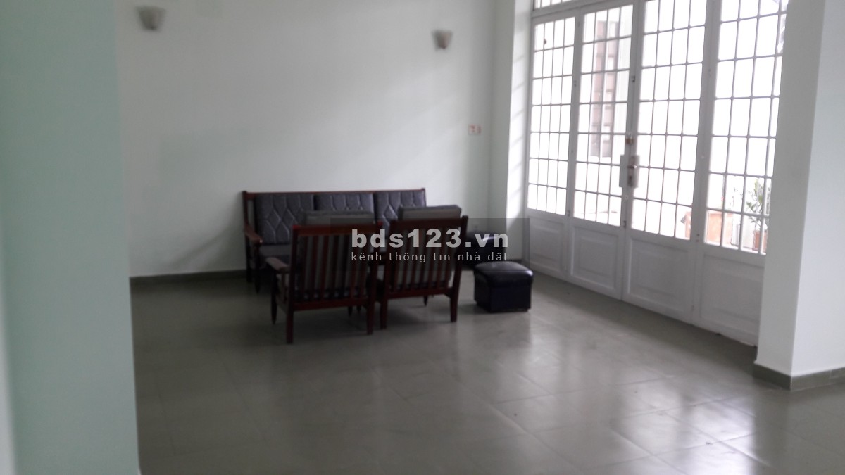 Cho Thuê villa 1000 m2 (10x100)mặt tiền đường Dương Công Khi, Hốc Môn